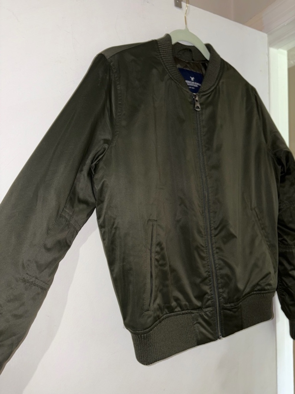 American Eagle Outfitters Olive Green Women Bomber Jacket - Picture 3 of 8